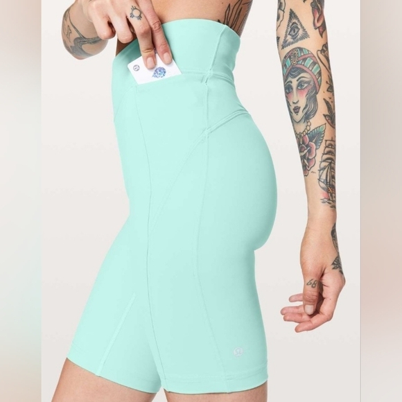 Lululemon On Pace Short *10" In  Washed Marsh Size 2 - Picture 6 of 14